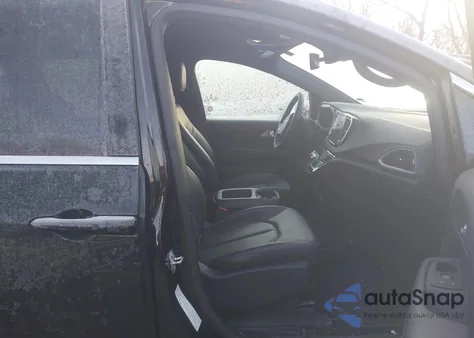 2025 Chrysler Pacifica Select из США, поврежденный, VIN 2C4RC1BG6SR574609